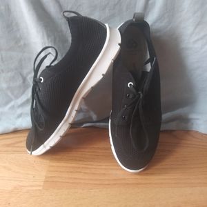 Clarks Cloud Step Sneakers 7.5